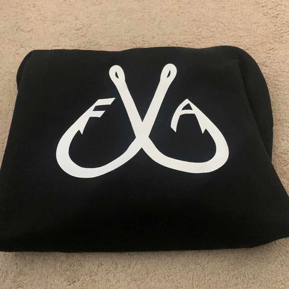 NWOT Filthy Anglers Hoodie